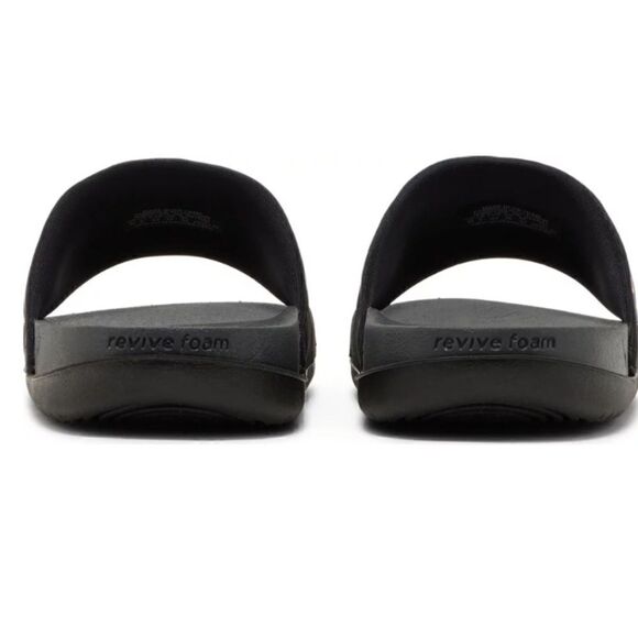 2022MLB x OffCourt Slide 'Atlanta Braves' - Picture 2 of 5